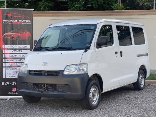 2016 Toyota Town-Ace