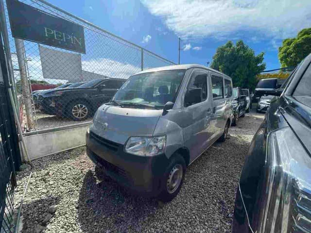 2018 Toyota Town-Ace