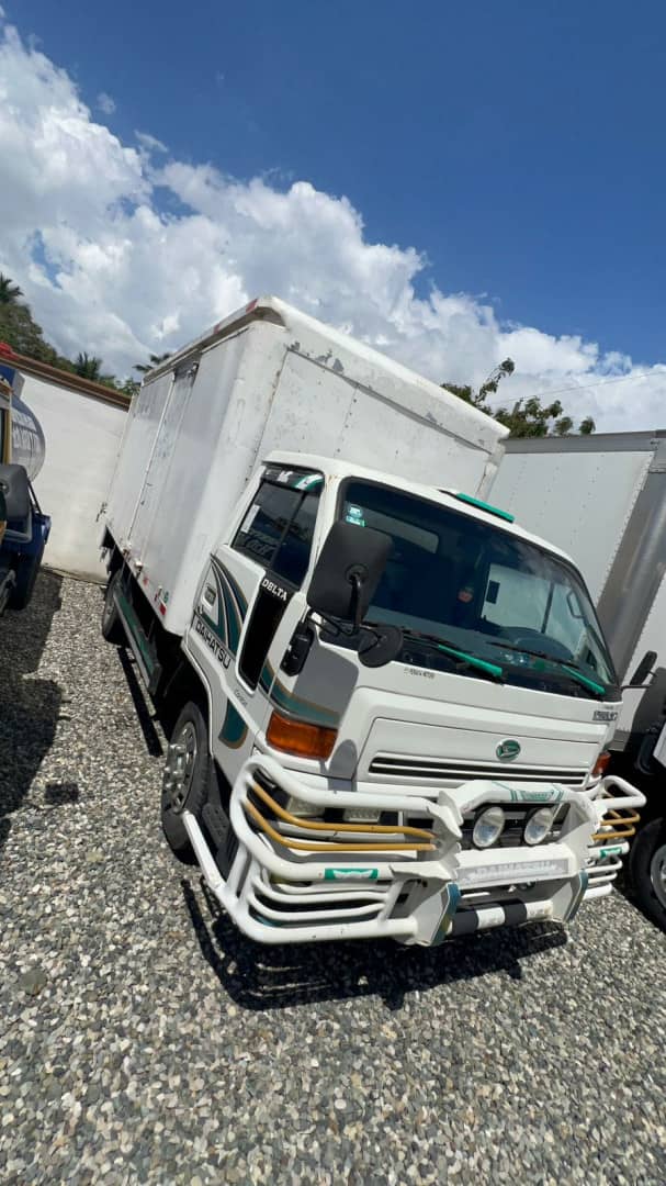2008 Daihatsu Delta