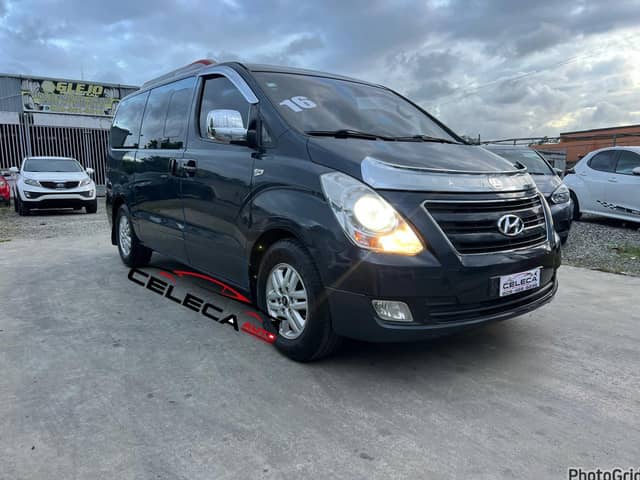 2016 Hyundai Grand Starex