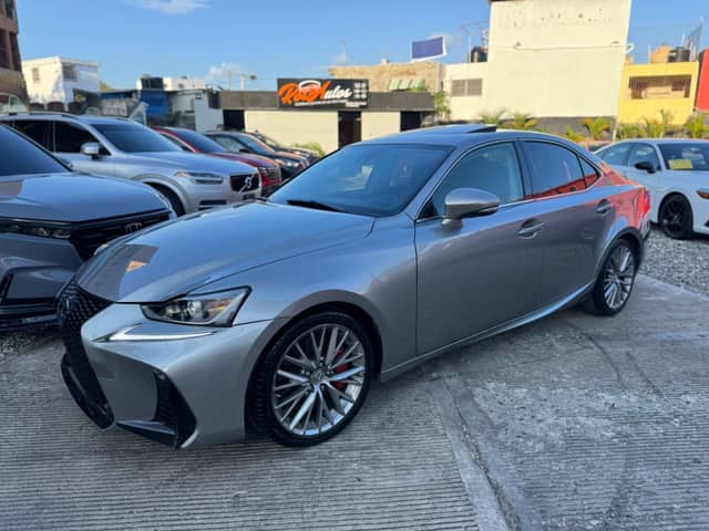 2018 Lexus IS