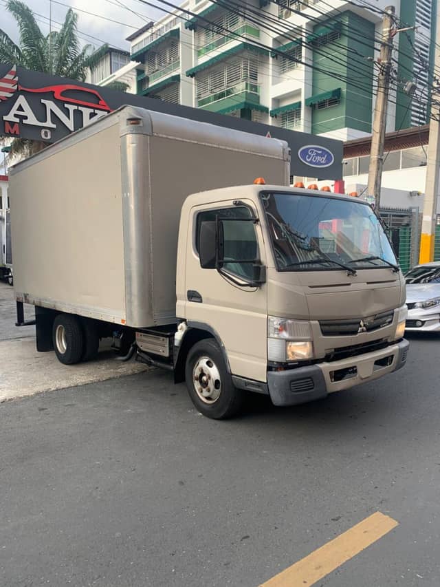 2015 Mitsubishi Fuso