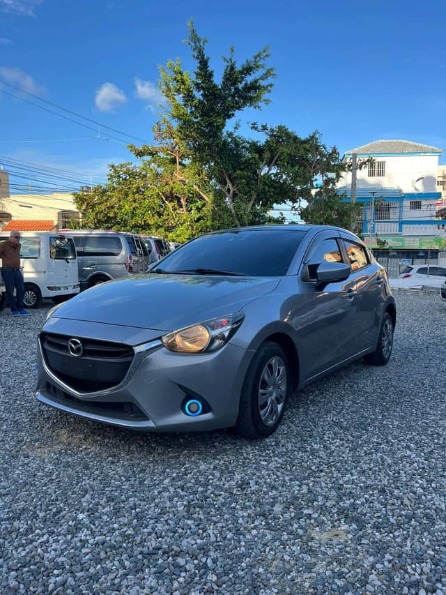 2016 Mazda Demio