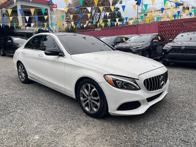 2016 Mercedes-Benz C300