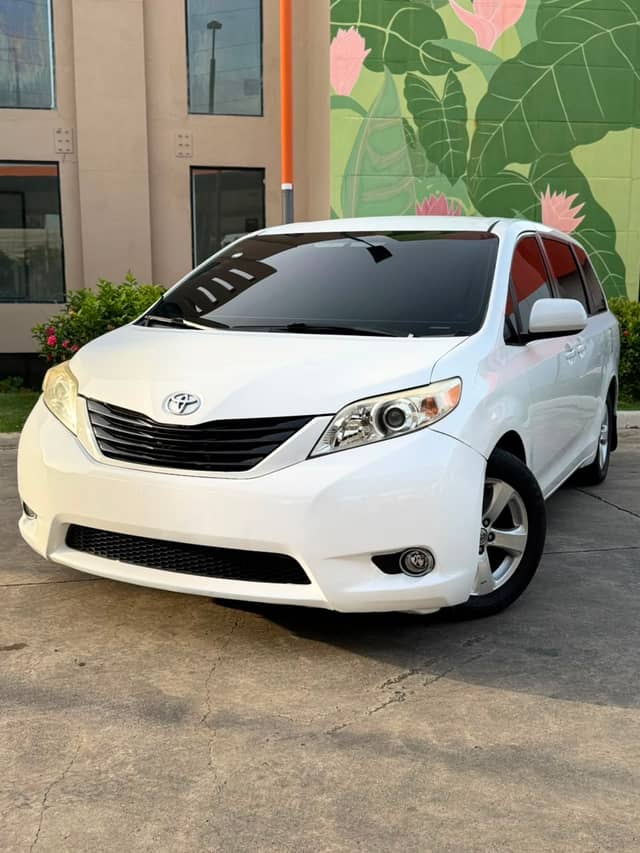 2017 Toyota Sienna