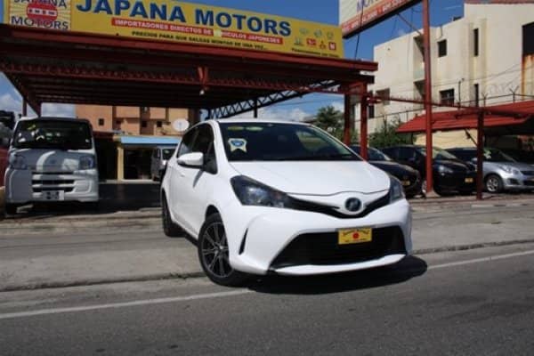 2015 Toyota VITZ