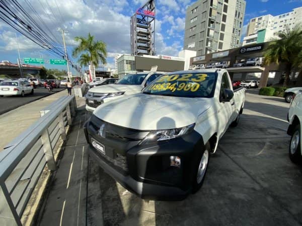 2023 Mitsubishi L 200