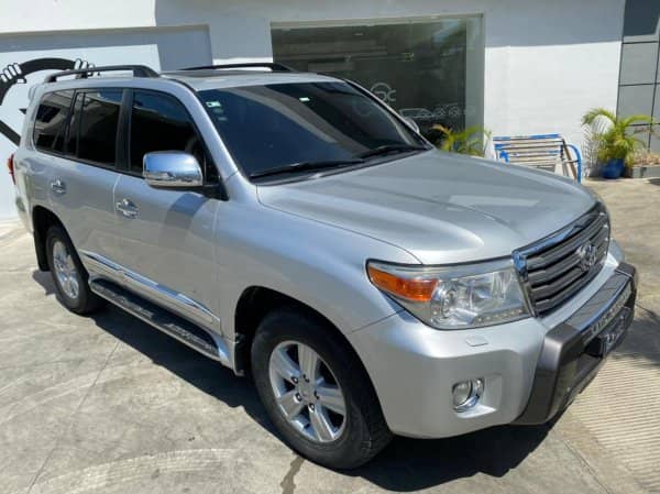 2014 Toyota Land Cruiser