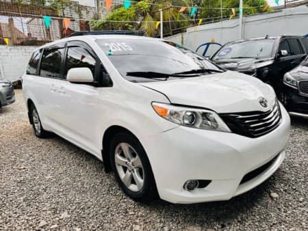 2015 Toyota Sienna