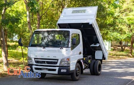 2025 Mitsubishi Canter