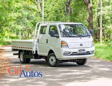 2024 KYC D5 Camión Doble Cab.