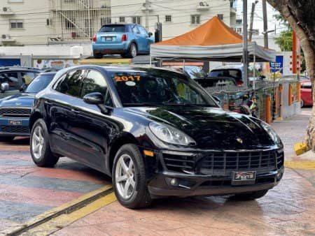 2017 Porsche Macan