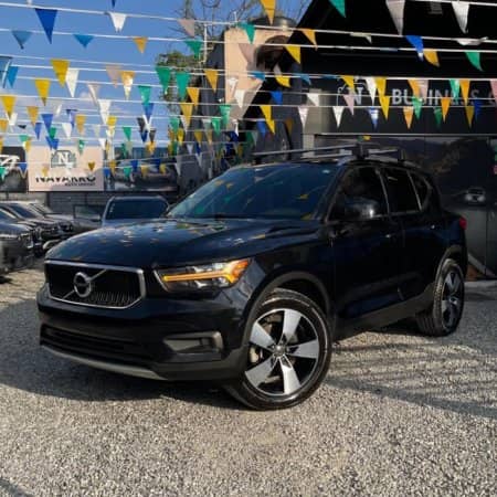 2021 Volvo XC40