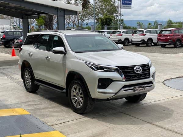 2021 Toyota Fortuner