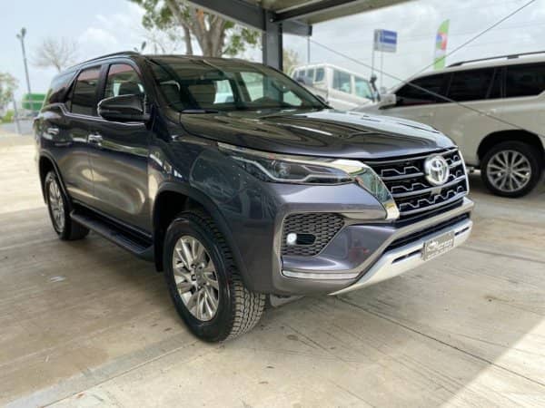 2022 Toyota Fortuner